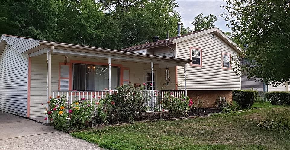 1st image of 2132 E 42nd St