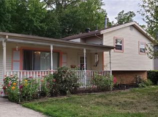 2132 E 42nd St, Lorain, OH 44055