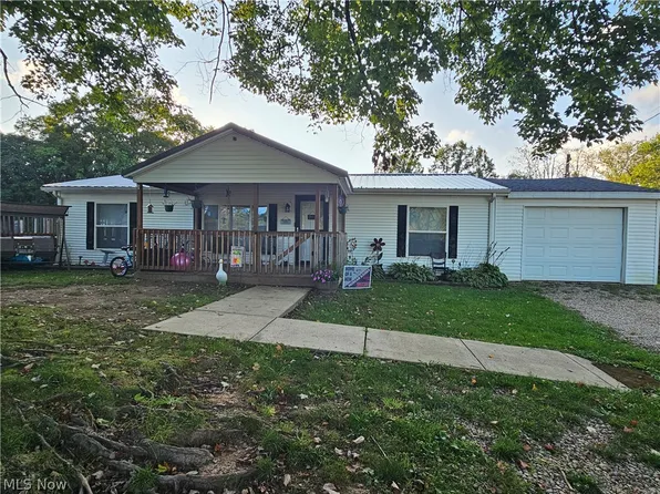 17927 Plantsville Rd, Amesville, OH 45711