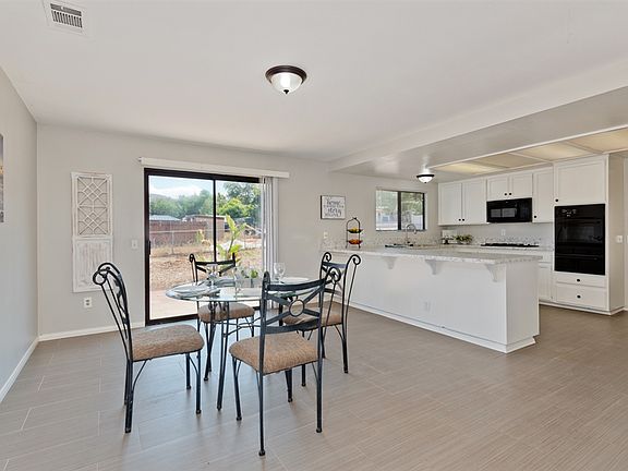 5th image of 9677 Woodland Vista Dr