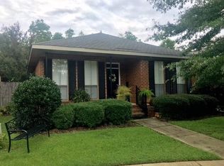 6048 Magnolia Pl E, Mobile, AL 36608