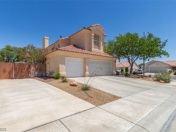 3rd image of 4800 Foxwarren Ct