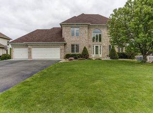 13461 Foxberry Rd, Savage, MN 55378