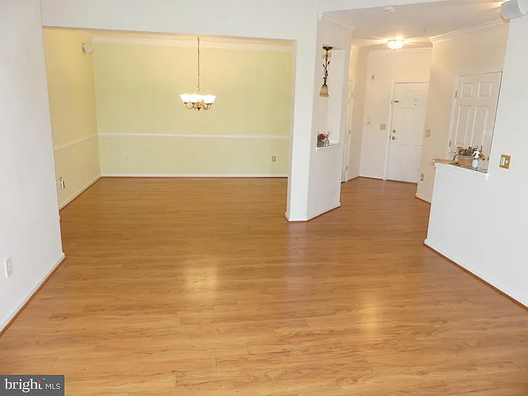 207 Kings Crossing Cir #3A — Photo 7