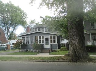 37 Fox St, West Springfield, MA 01089