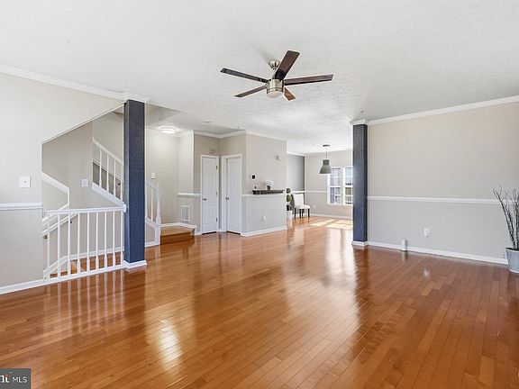 4th image of 9537 Tessa Ln #9537