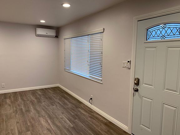 2nd image of 4628 N Fircroft Ave