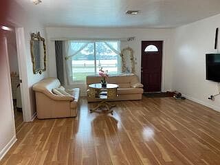 3rd image of 5146 Lake Osborne Drive Drive
