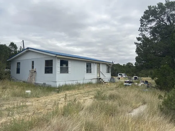 101 Jesse James Rd, Edgewood, NM 87015