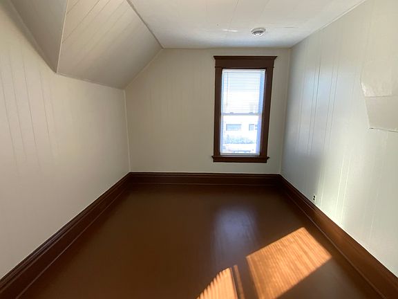 5th image of 1506 Hammond Ave
