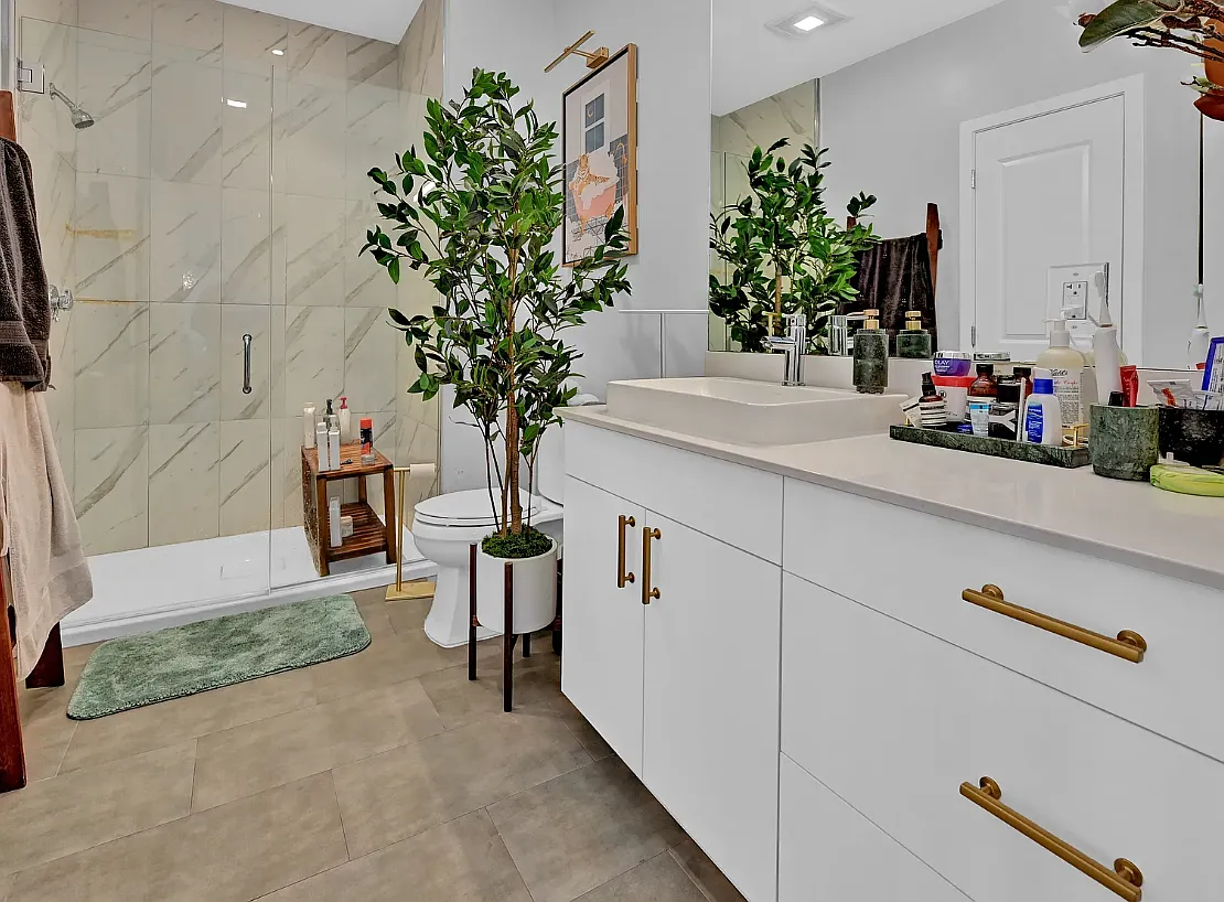 2 bed, 853 sqft, $3,790 — Photo 4