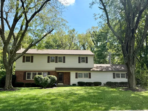 9573 Circle Dr, Pickerington, OH 43147