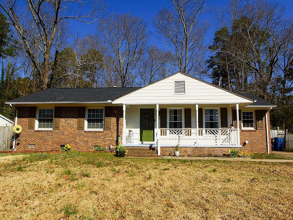 1st image of 112 Emerald Cir
