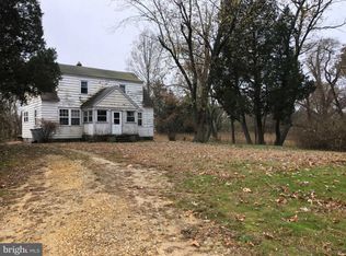 1609 Almond Rd, Vineland, NJ 08360