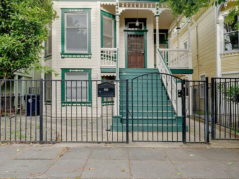 409 11th St — Photo 31