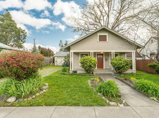 621 Palm St, Medford, OR
