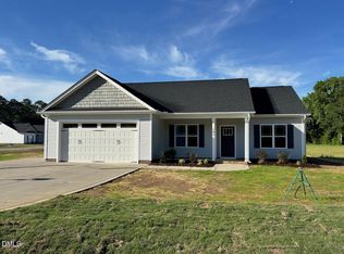 102 Lynn Ln, Selma, NC 27576