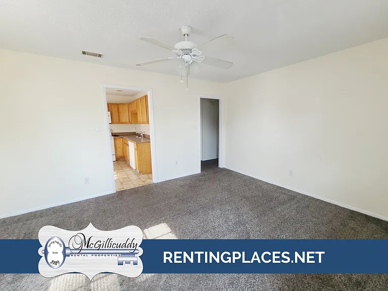 1207 Holden Dr — Photo 5