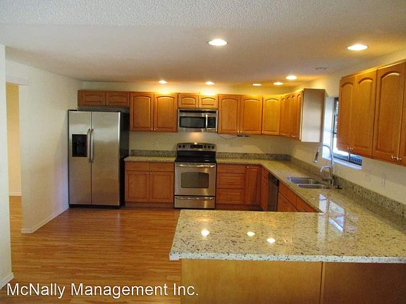 3rd image of 1716 Firgrove Pl NW