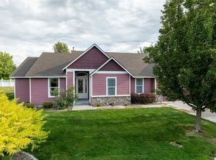 5 Marigold Loop, Pasco, WA 99301