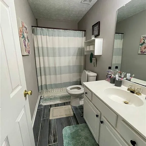 2120 Grand Jct — Photo 18