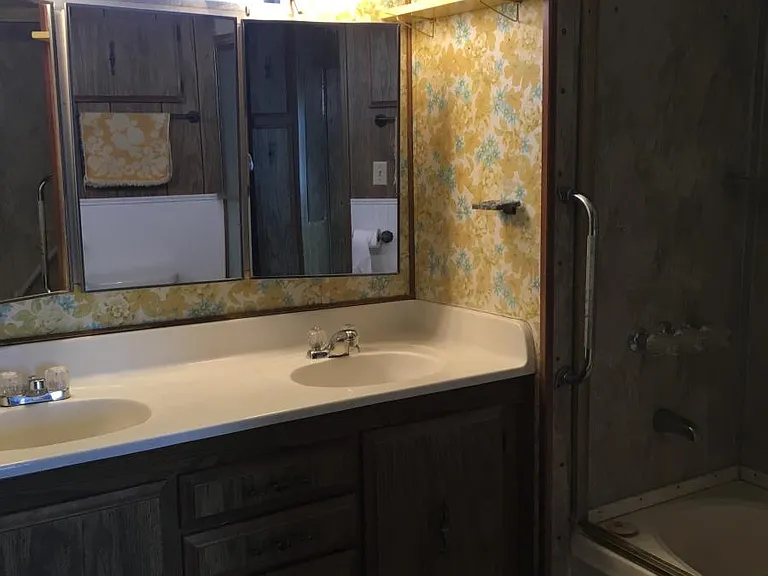 1595 Crystal Ln — Photo 8
