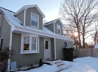 10 Virginia St, Centereach, NY 11720