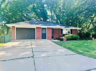 287 Jana Rd, Macomb, IL 61455
