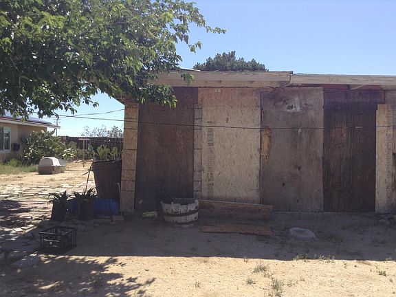 5th image of 19504 E Avenue G