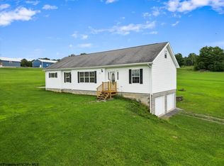 71 Greenwood Ln, Aurora, WV 26705