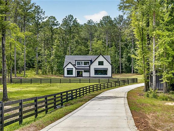 3rd image of 247 Parks Mill Rd