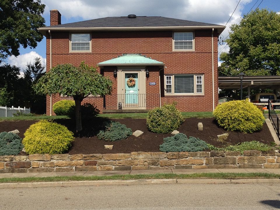 1st image of 1560 2nd St
