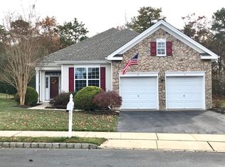 64 Pond View Cir, Barnegat, NJ 08005