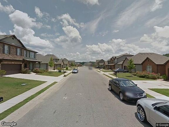 2nd image of 12510 Maxwell Cir