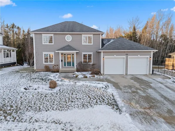 7 Highgate Ct, Riverview, NB E1B 5T8