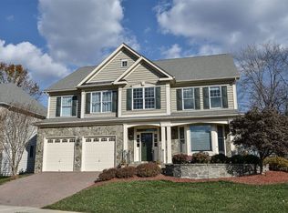 8284 Spring Leaf Ct, Vienna, VA 22182