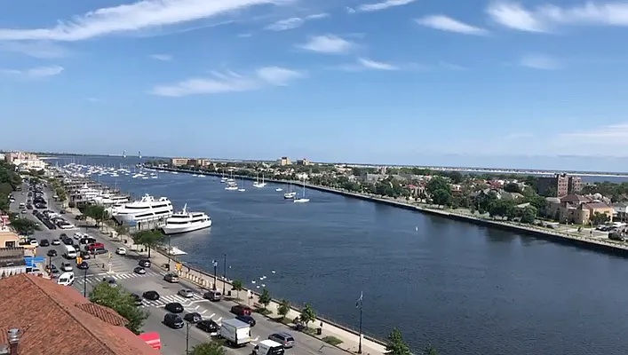 Sold by VIRTUE REALTY | media 9