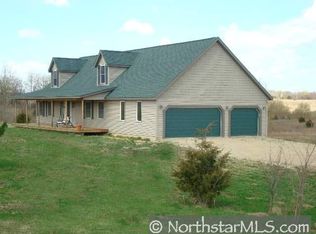 986 70th Ave, Roberts, WI 54023