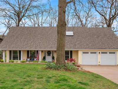 1470 Royal Springs Dr, Saint Louis, MO, 63122