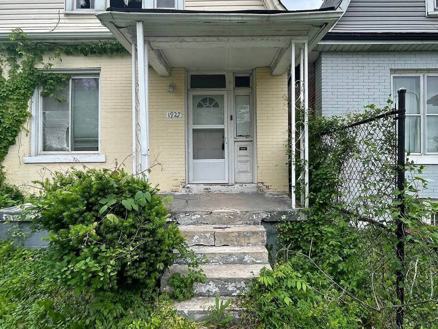2 bed, 1296 sqft, $750 — Photo 2