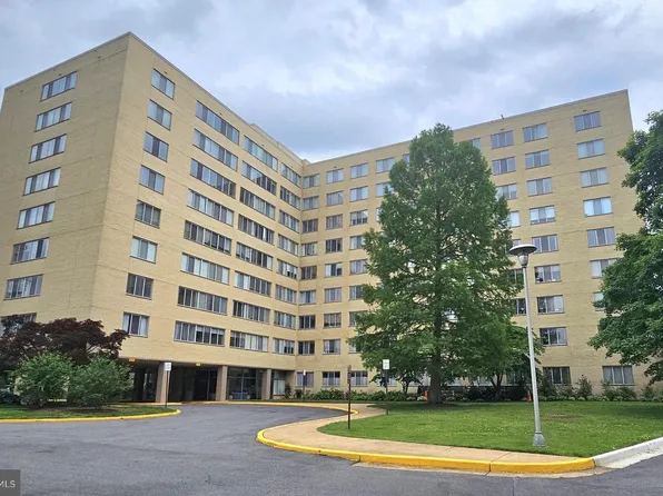 6641 Wakefield Dr APT 712, Alexandria, VA 22307
