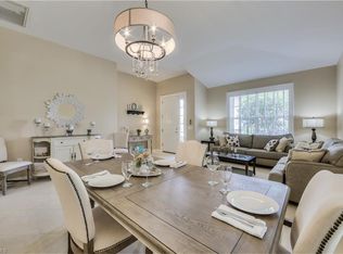 2035 Sagebrush Cir, Naples, FL 34120