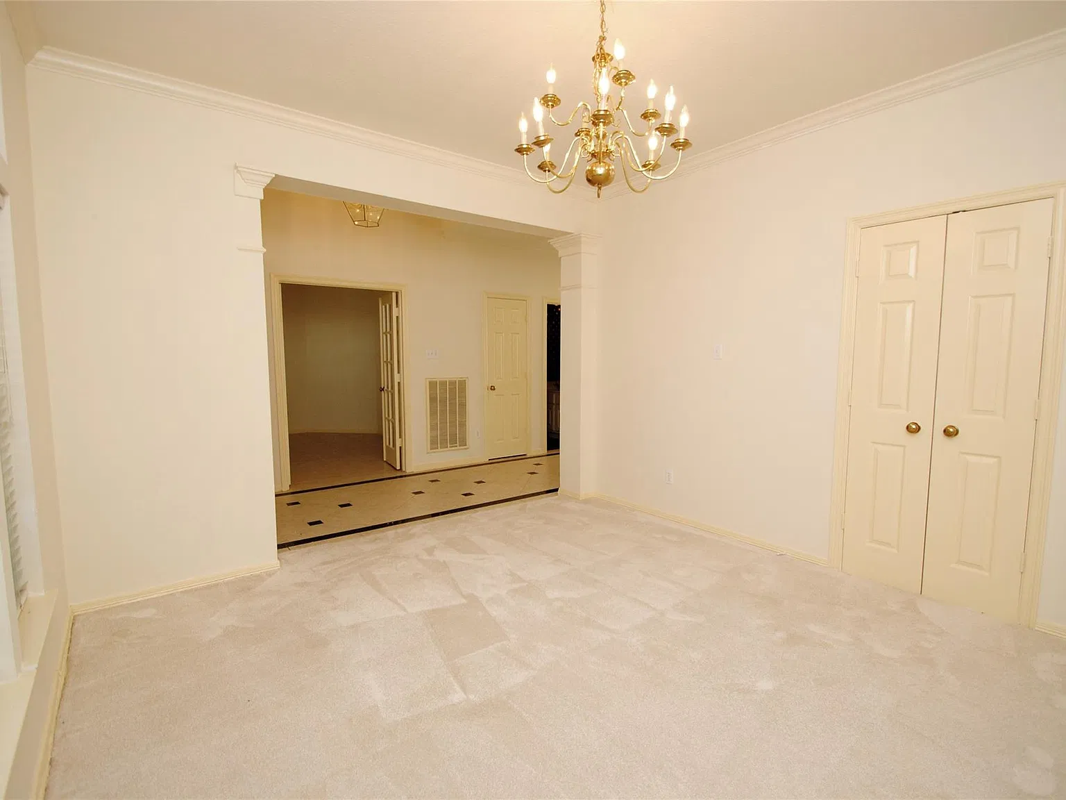4 bed, 3.5 bath, 3122 sqft, $3,300 — Photo 3