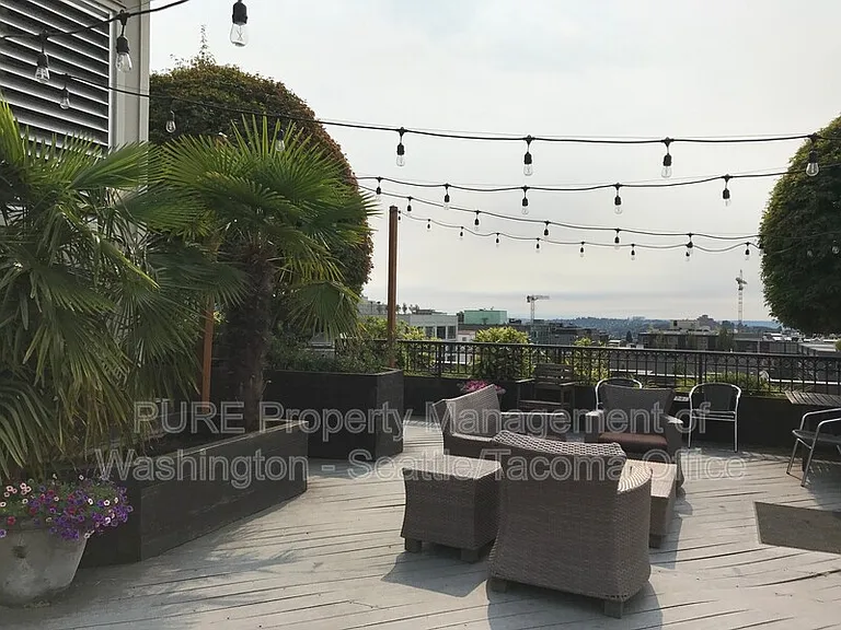1125 E Olive St #312 — Photo 7