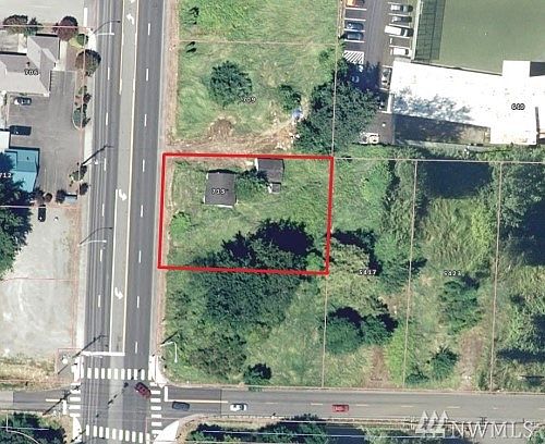 1st image of 713 54th Ave E