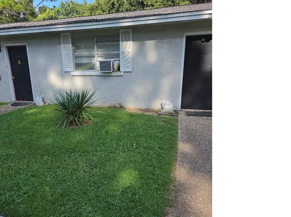 671 E Olive Rd, Pensacola, FL