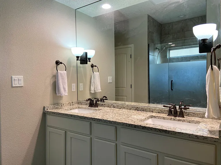 8701 Desert Finch Ln NE — Photo 12