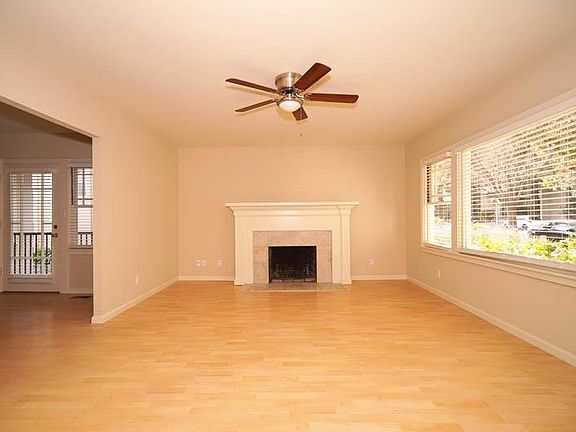 3rd image of 532 Forest Ave #544