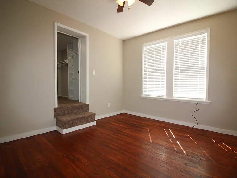 2309 Wesley St #D — Photo 9