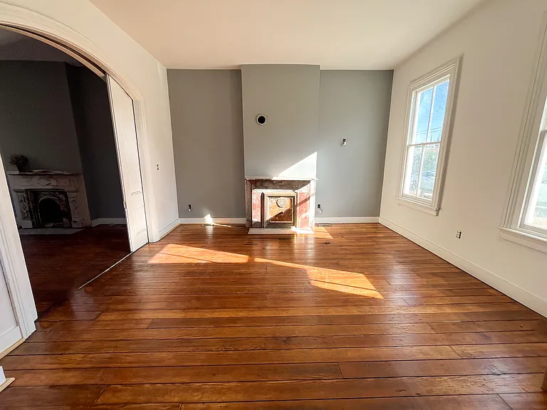 309 Hinton St — Photo 19
